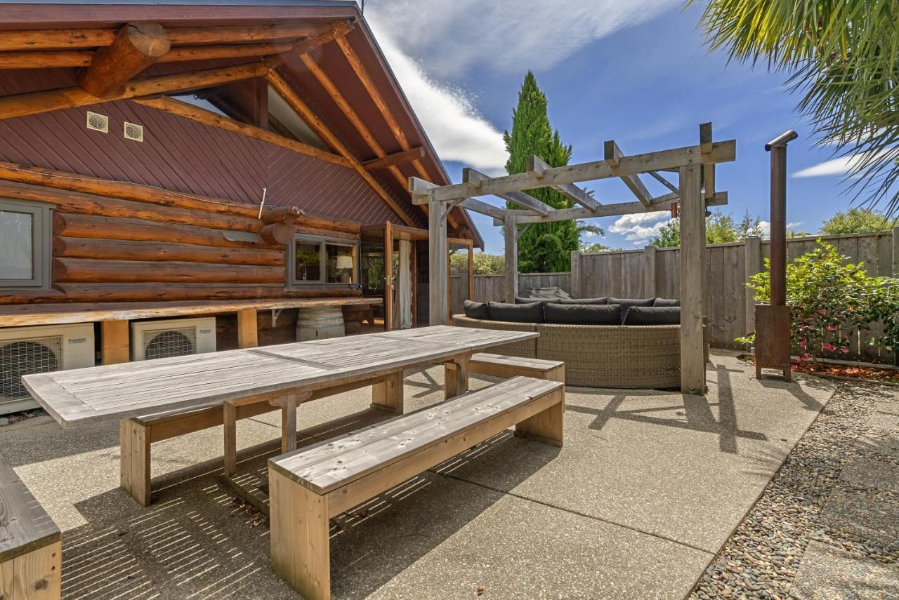 The Log House Wanaka Exterior foto